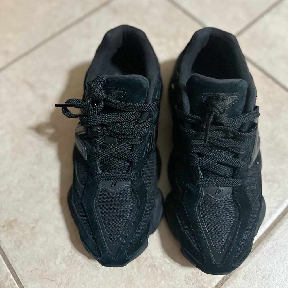 New Balance 9060 Women’s Triple Black Sneakers